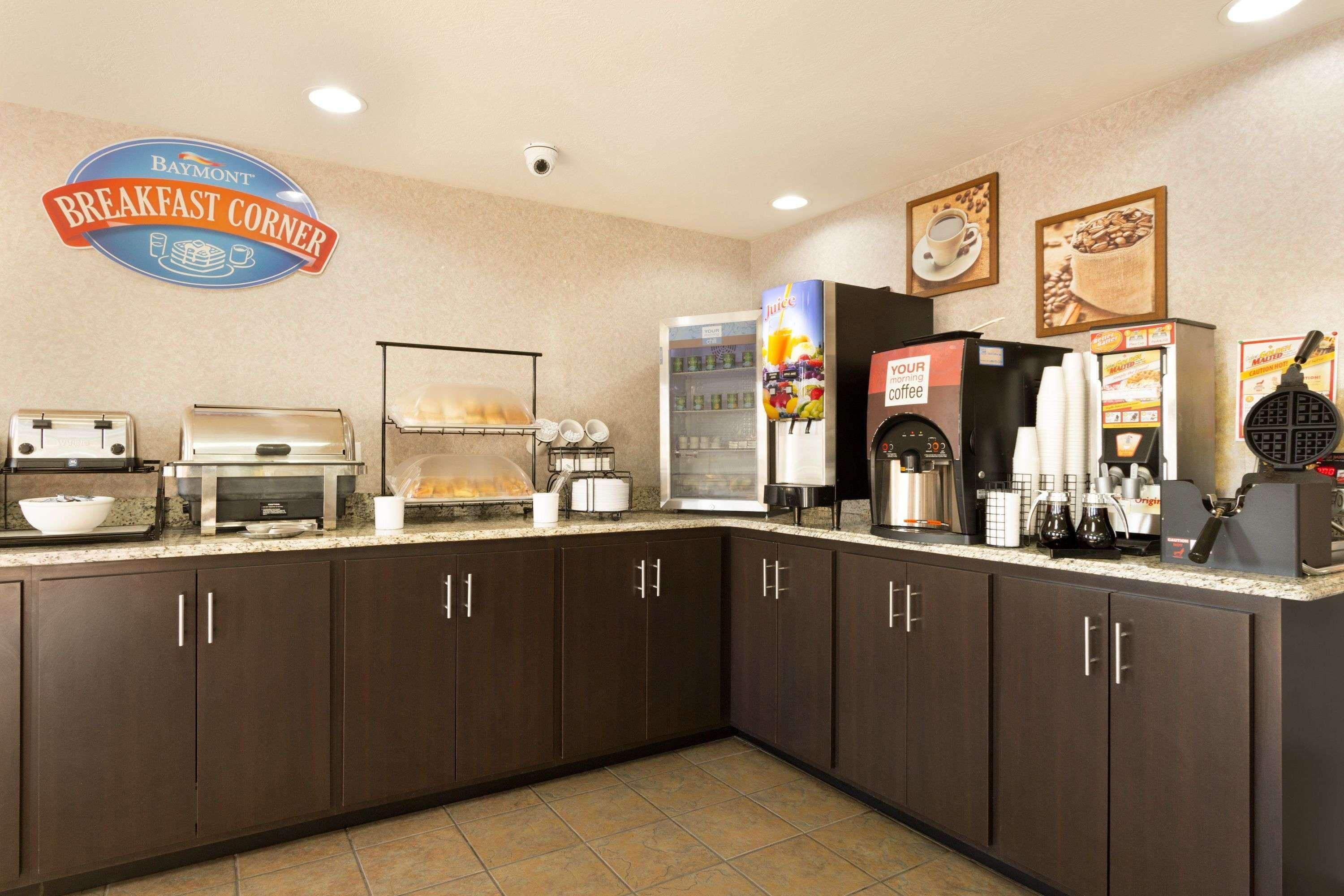 Baymont By Wyndham Gallatin Exterior foto